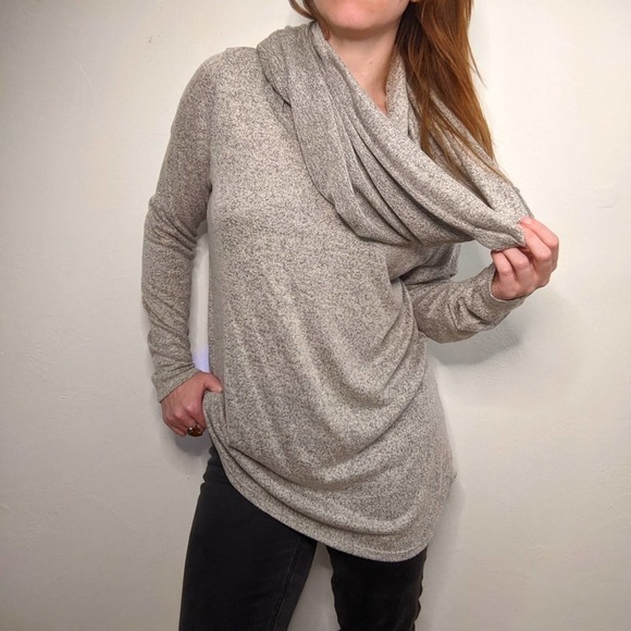 Vanilla Bay Cowl Neck Gray Pullover Sweater - Picture 2 of 7